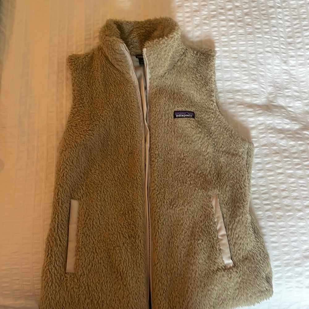 Women Patagonia fur vest